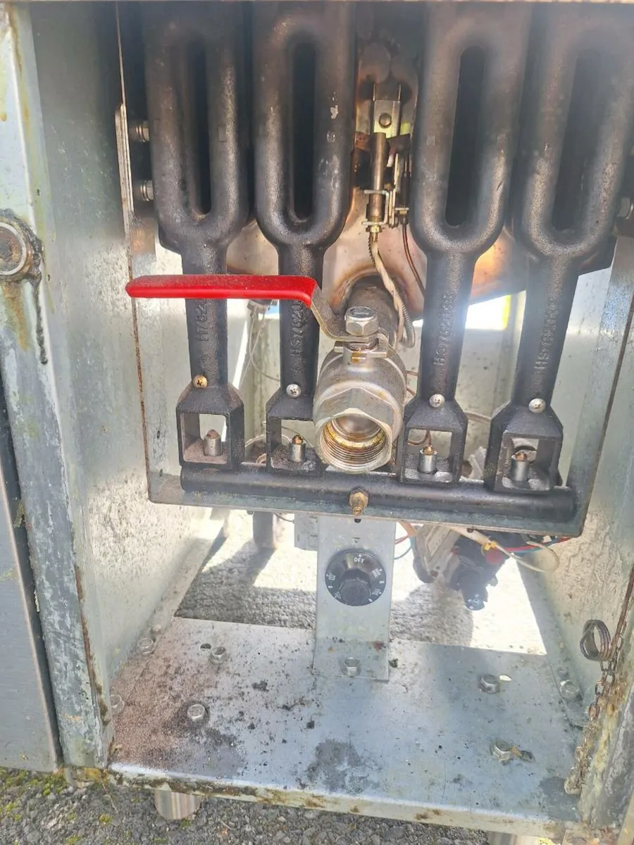2 deepfat fryer LPG gas - Image 4