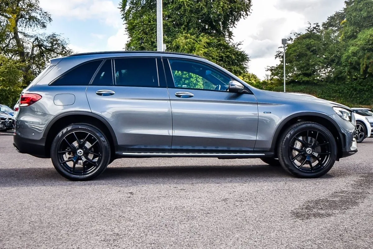 Mercedes-Benz GLC-Class 300de AMG Premium Plus 4m - Image 3
