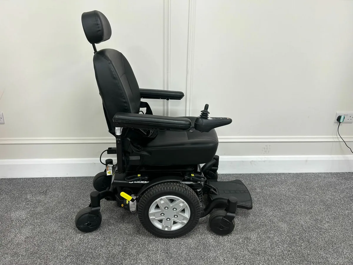 Pre-Owned Jazzy 600 ES Mobility Powerchair - Image 1