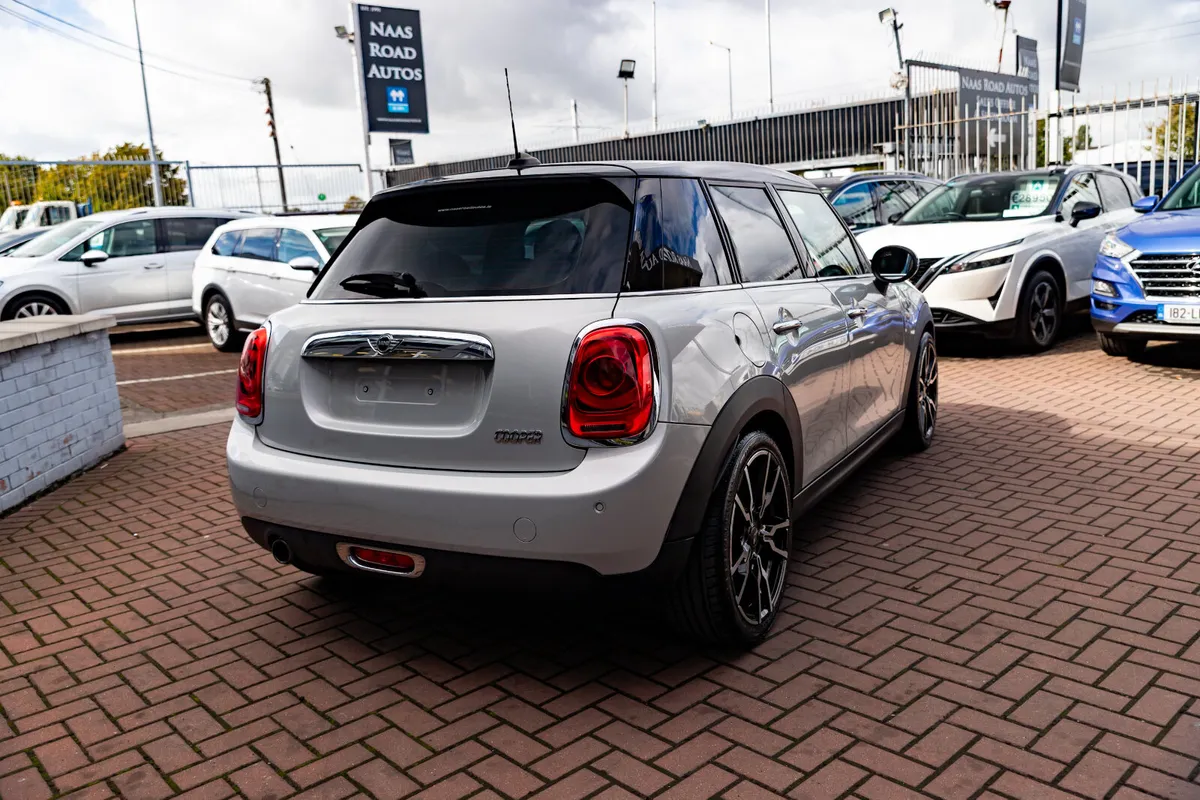 MINI COOPER 5DR HATCHBACK AUTOMATIC AS NEW CONDIT - Image 3