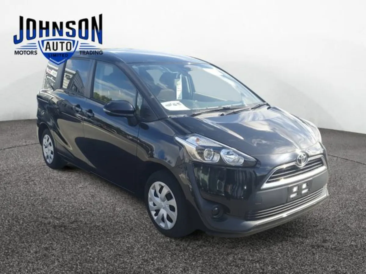 Toyota Sienta 1.5 - Image 3