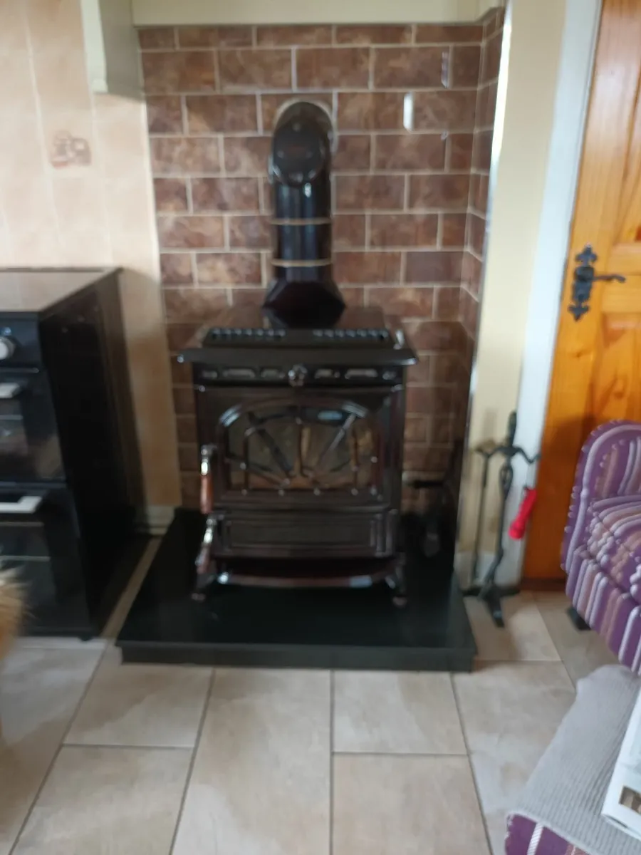 Stove - Image 1