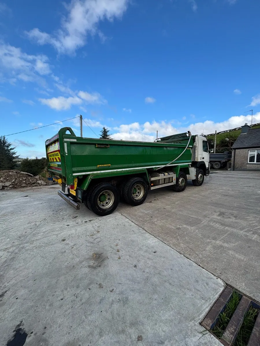 VOLVO FMX 420 TIPPER / TIPPING TRAILERS - Image 2