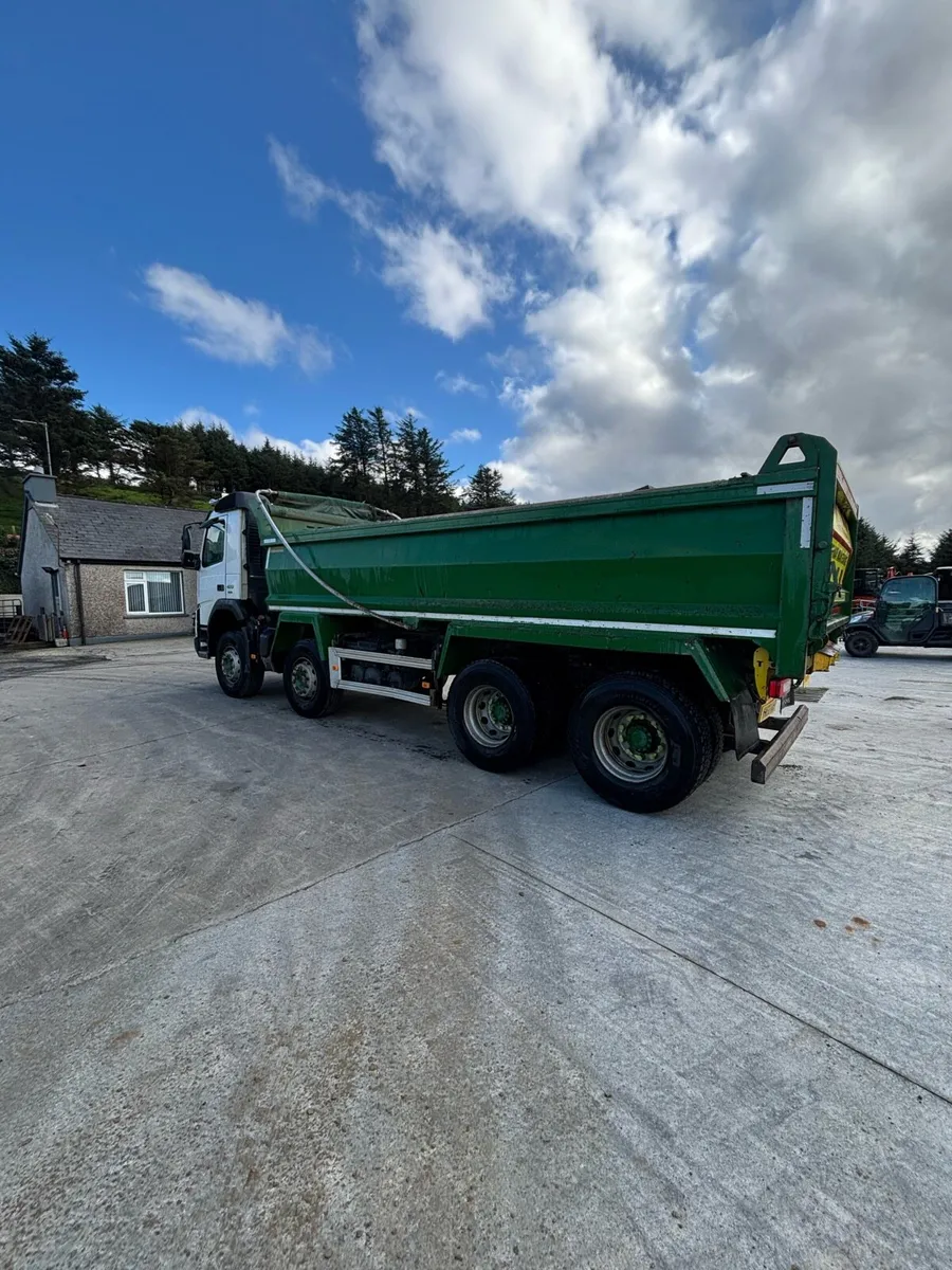 VOLVO FMX 420 TIPPER / TIPPING TRAILERS - Image 3