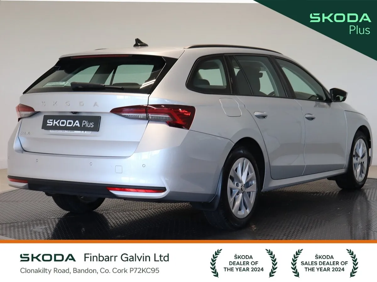 Octavia 1.5 TSI DSG SELECTION COMBI - Image 3