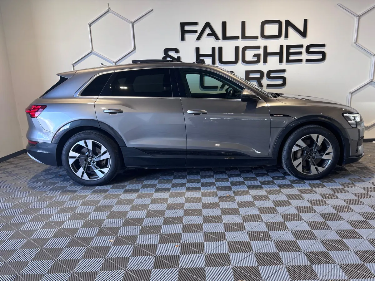 AUDI E-TRON SPORT 50 QUATTRO 71KwH BATTERY - Image 4