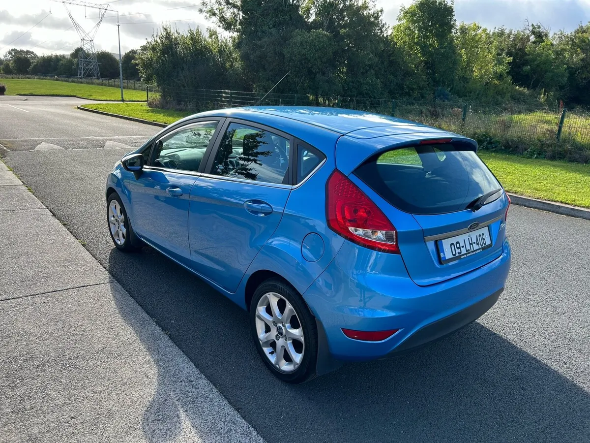 09 FORD FIESTA 1.2 TITANIUM €3,750 - Image 4