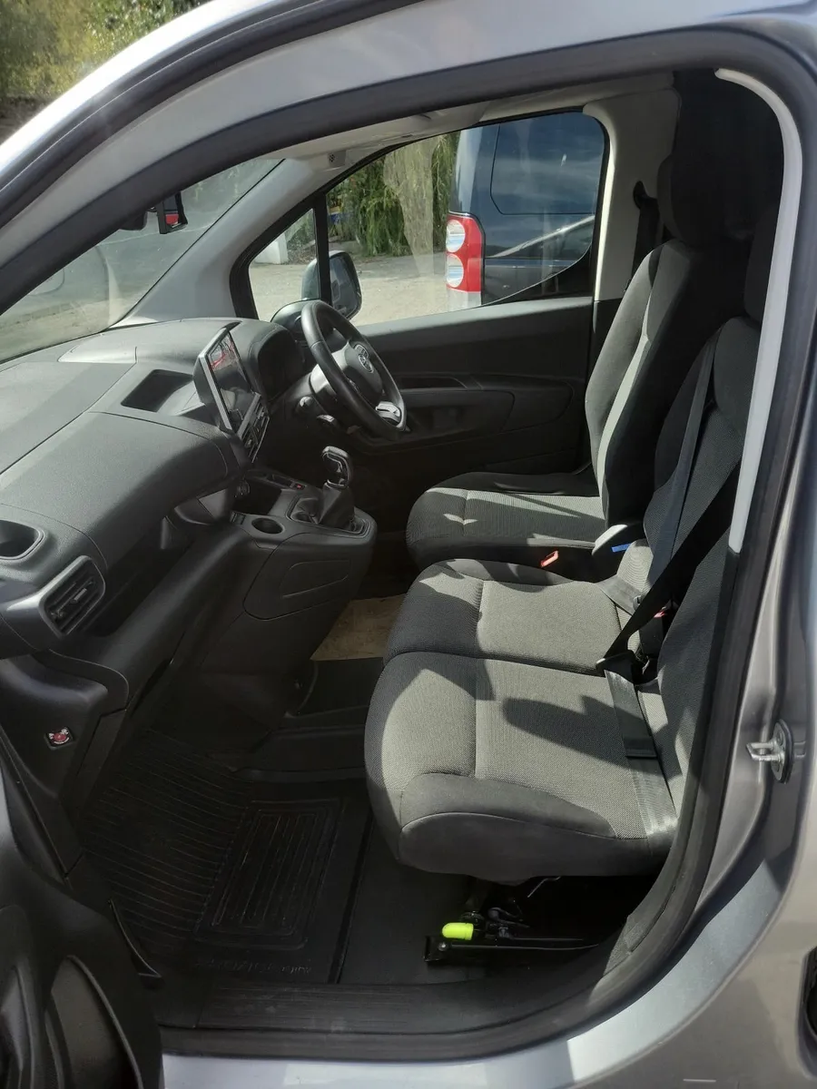 Toyota Proace city 2021 - Image 4