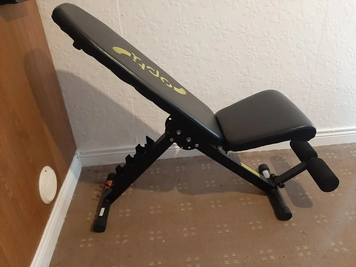 Weight lifting bench - Image 1