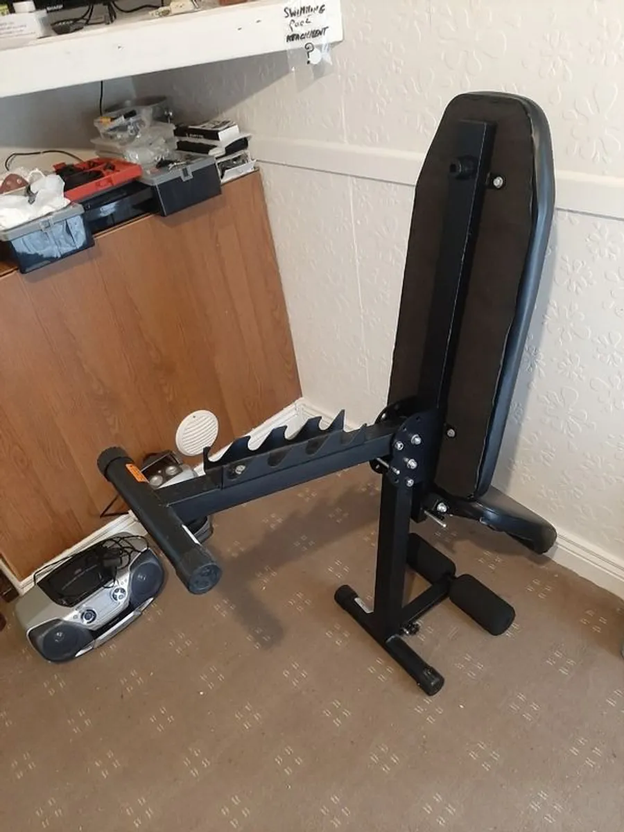 Weight lifting bench - Image 2