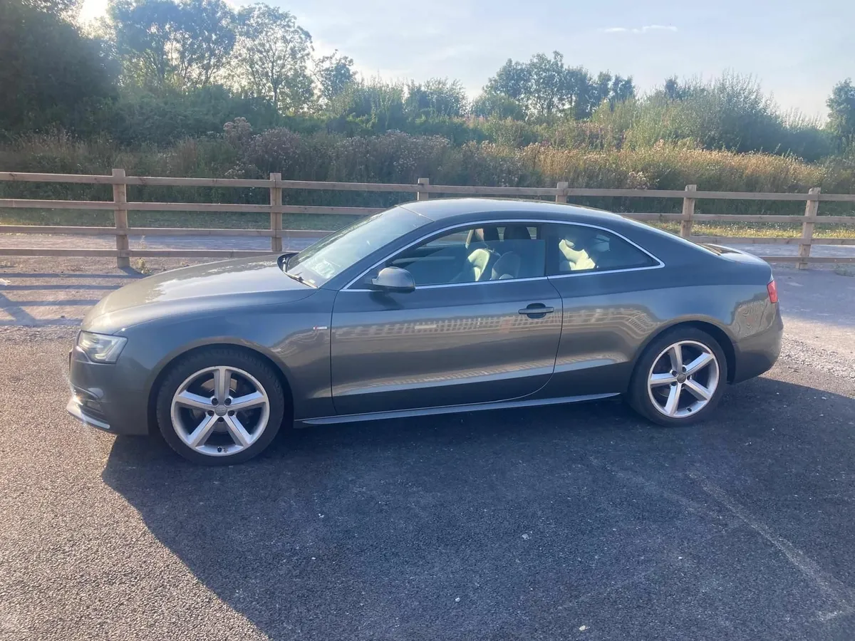Audi A5 2012 - Image 2
