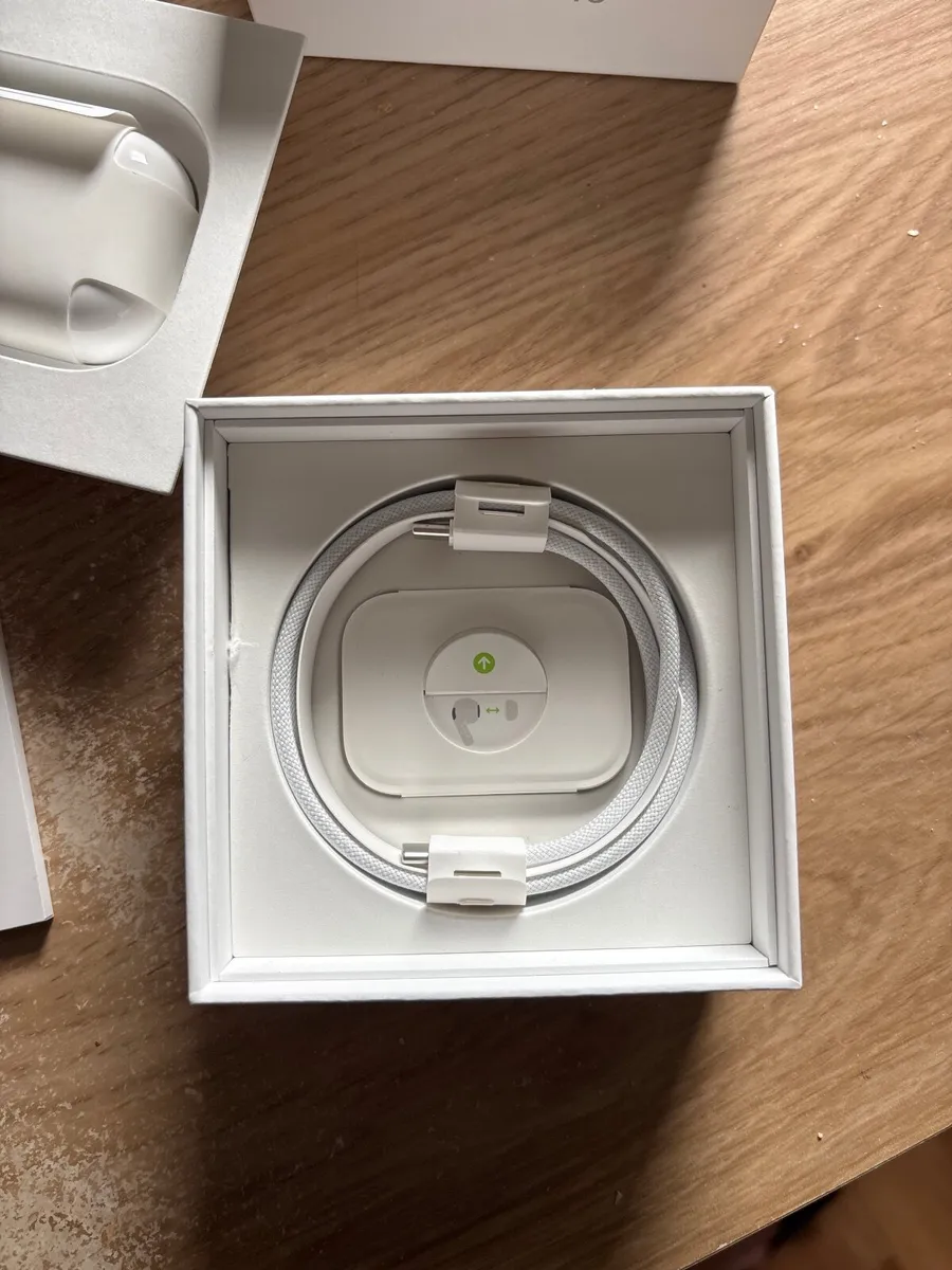 AirPods Pro (2nd generation) - Image 4