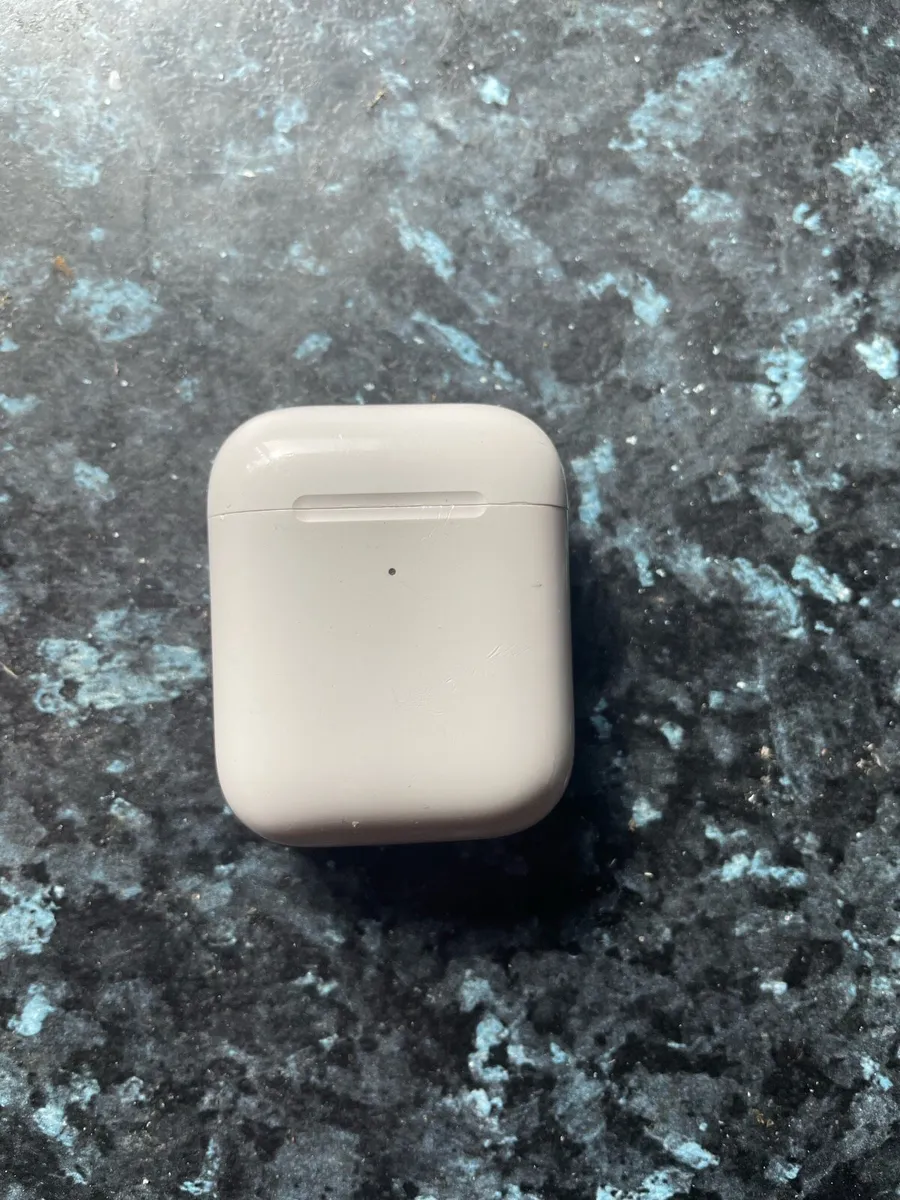 AirPods - Image 2