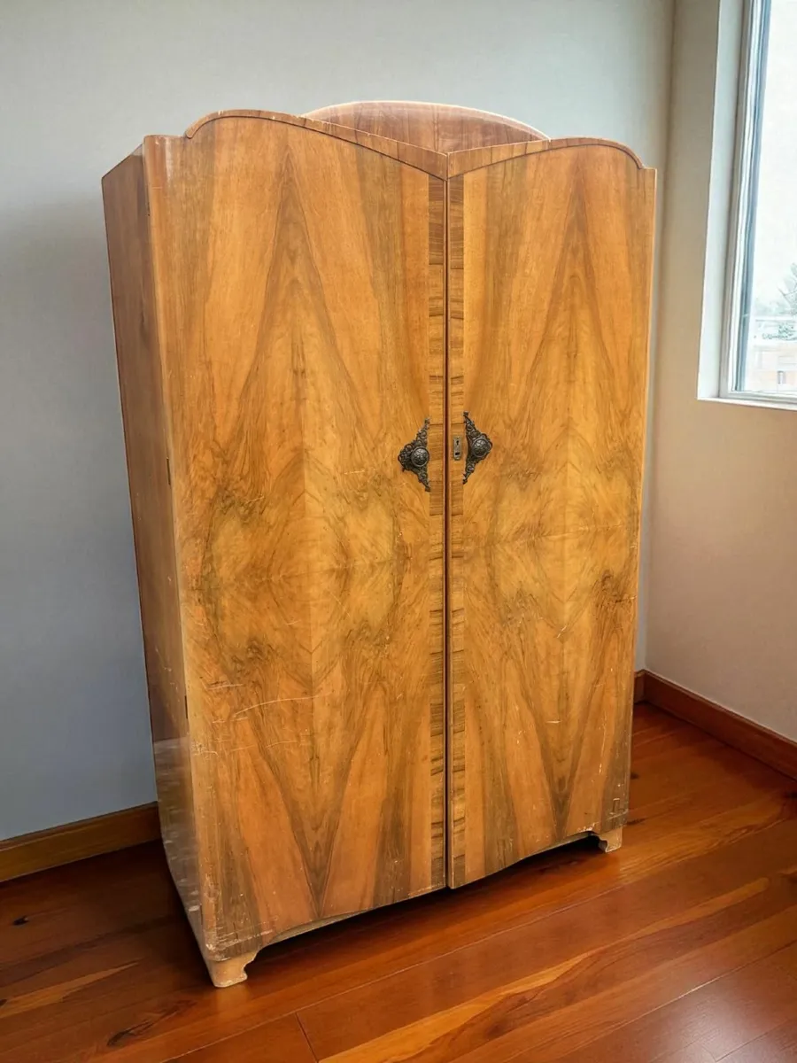 Wardrobe - Vintage - Antique - Walnut - Image 3
