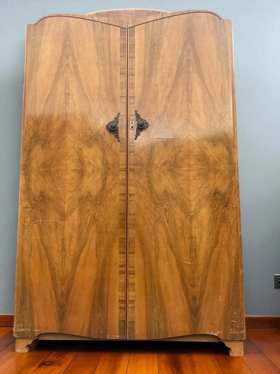 Wardrobe - Vintage - Antique - Walnut - Image 1