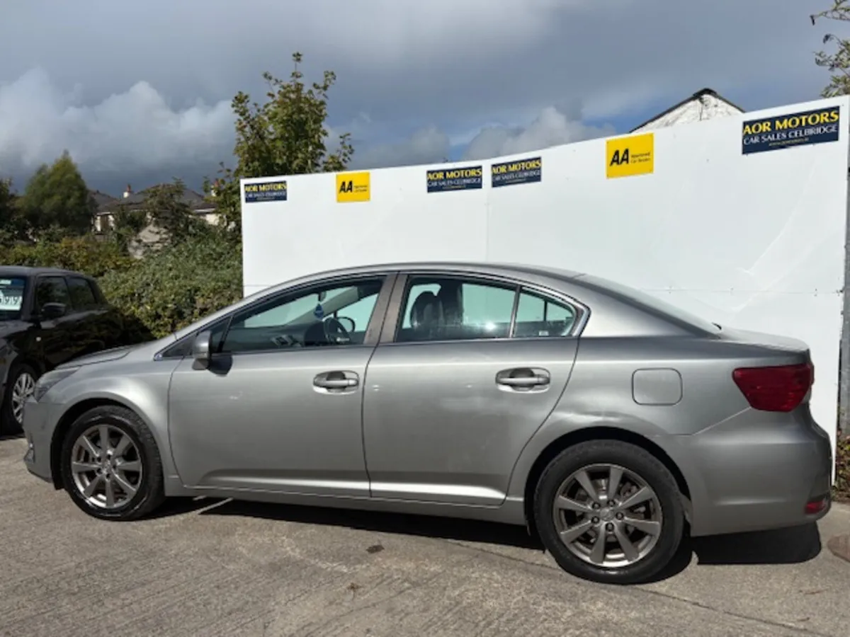 Toyota Avensis 2012 2.0 d4d - Image 3