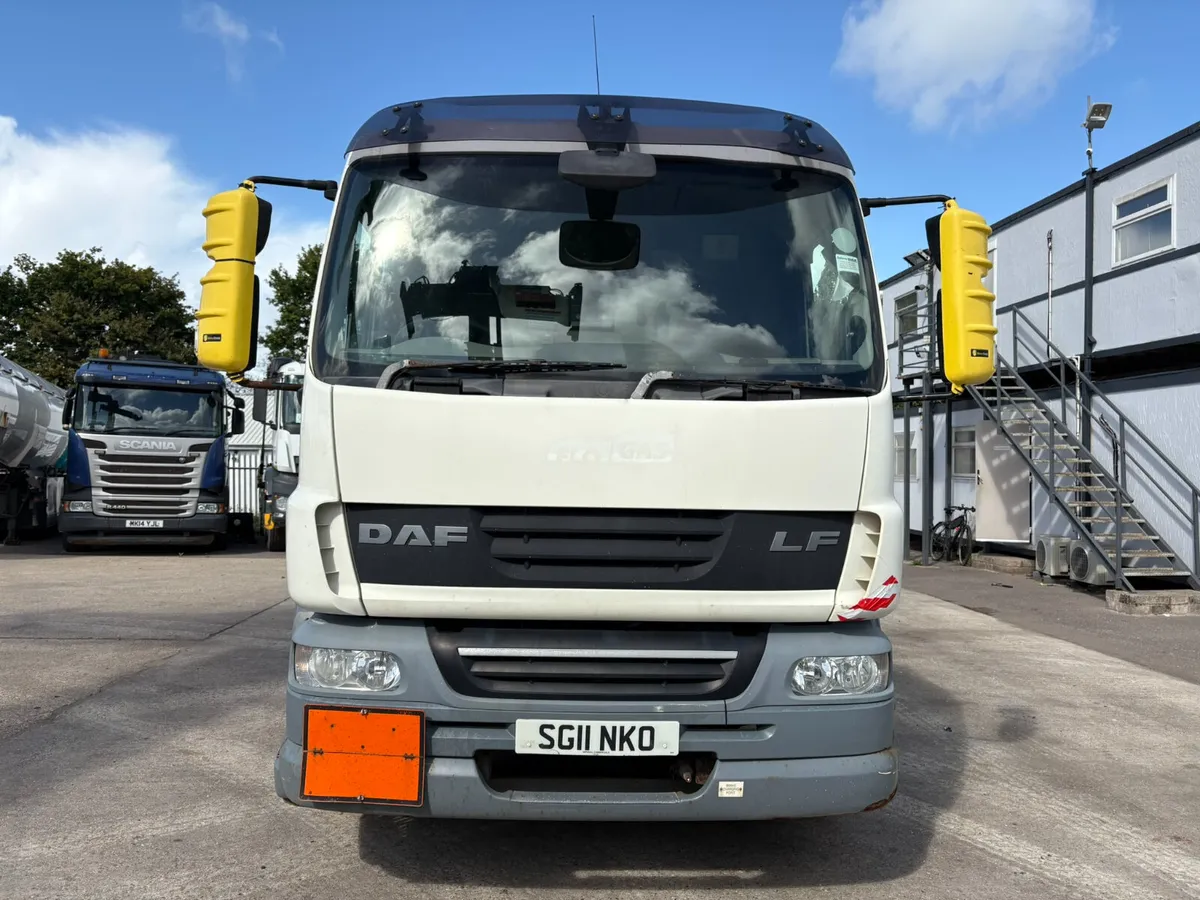 DAF LF BULK LPG GAS TANKER - Image 4