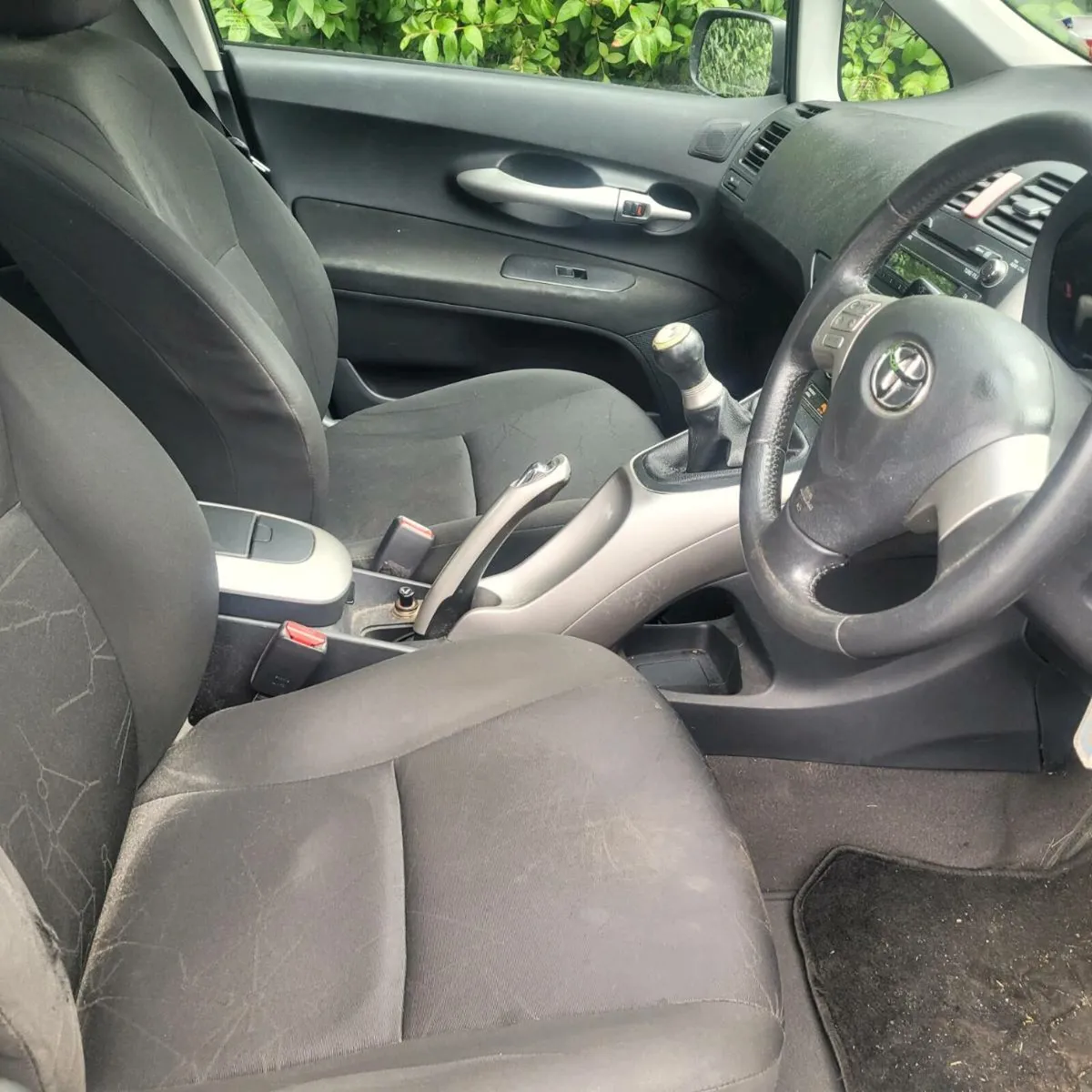 Toyota aruis...petrol - Image 2
