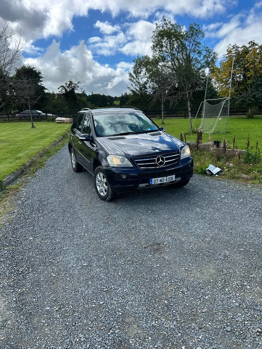 Mercedes ML320 Commercial - Image 3