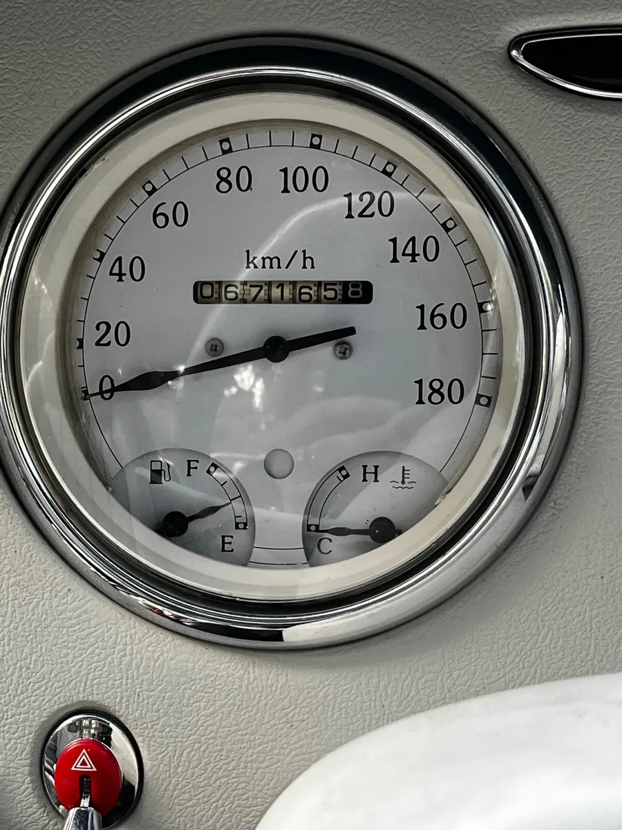 Nissan Figaro 1991 fully refurbished - Image 3