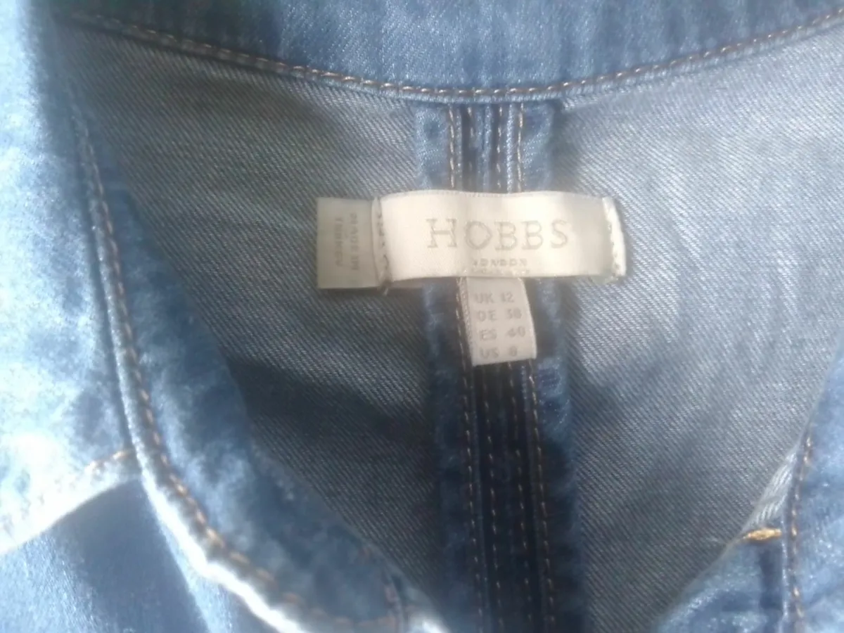 HOBBS OF LONDON STRETCH MID DENIM SHIRT SIZE 12 - Image 4