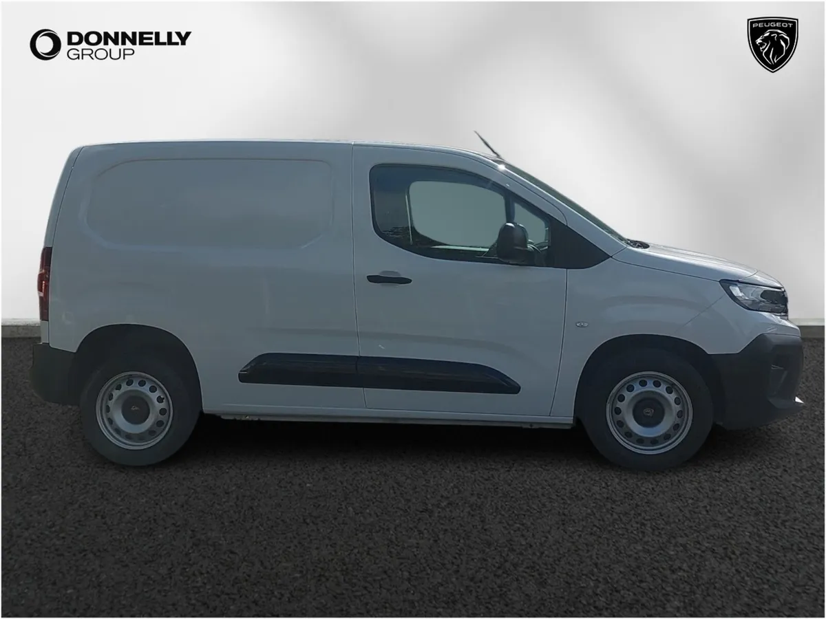 Peugeot Partner Standard Diesel Professional - Image 2