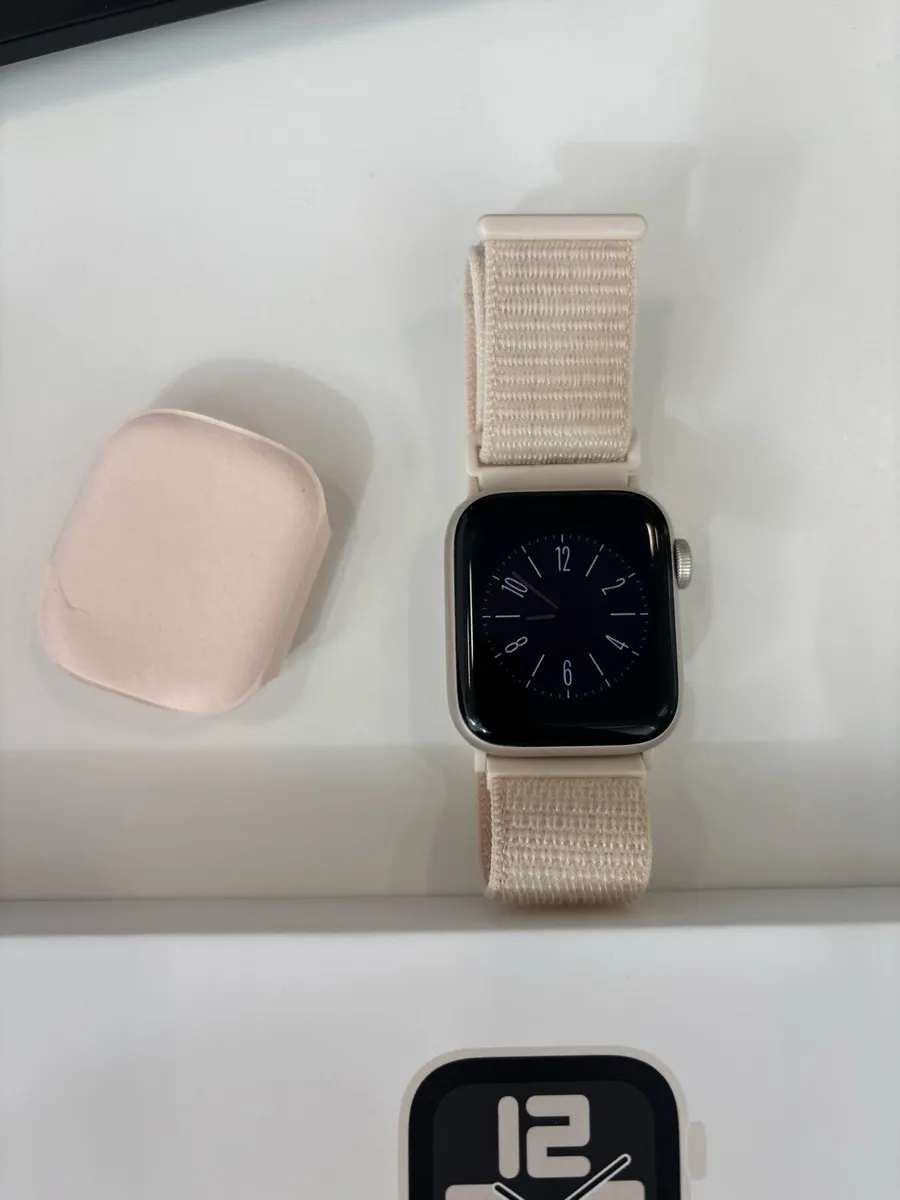 APPLE WATCH SE 40mm - Image 4
