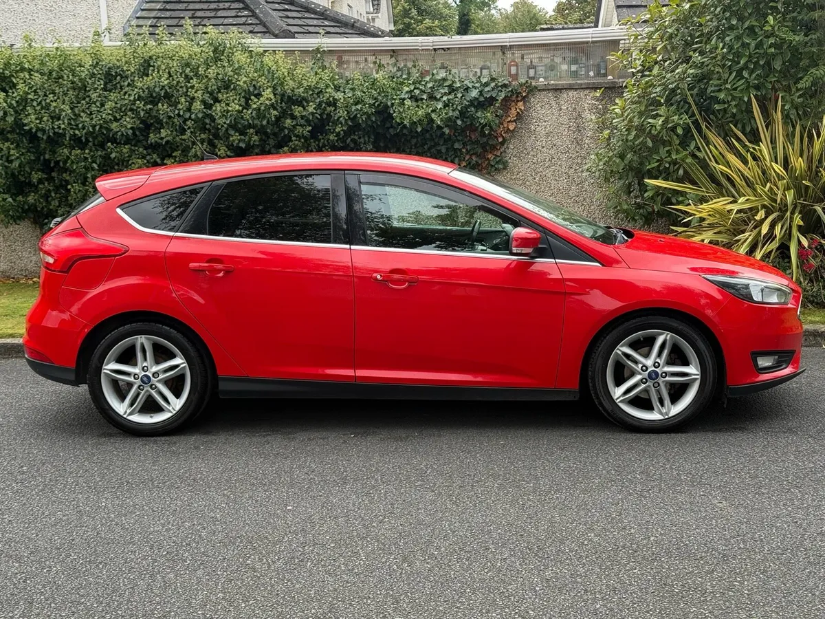 151 Ford Focus Zetec 110k miles New NCT 03/27 - Image 2