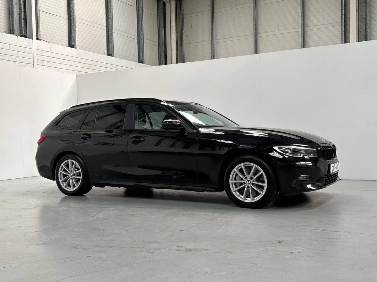2021 BMW 330E SE Pro Estate Auto - Image 3