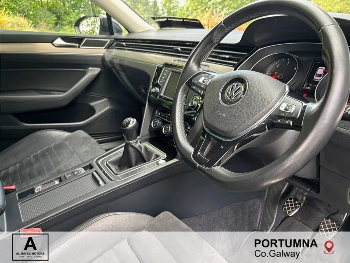 Volkswagen Passat Highline 1.6 TDI 120HP - Image 2