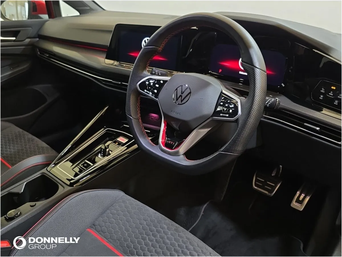 Volkswagen Golf Hatchback GTI Clubsport - Image 4