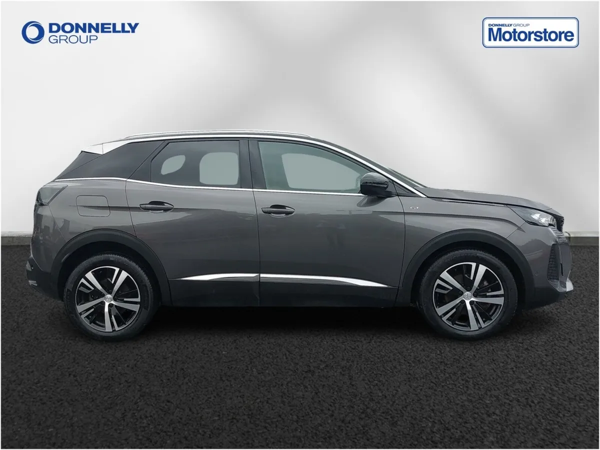 Peugeot 3008 Diesel Estate GT - Image 2