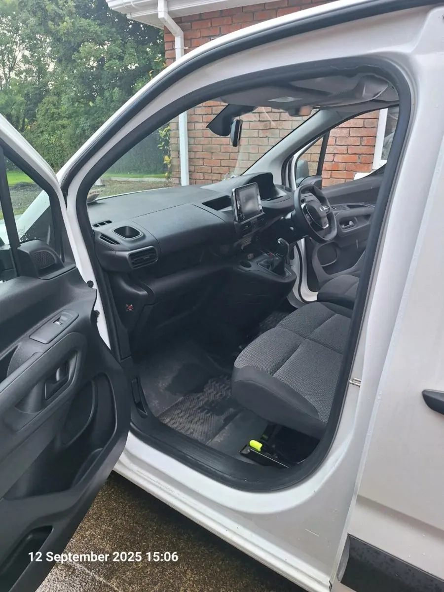 Peugeot  Partner Professional Plus 100 BHP NO VAT - Image 4