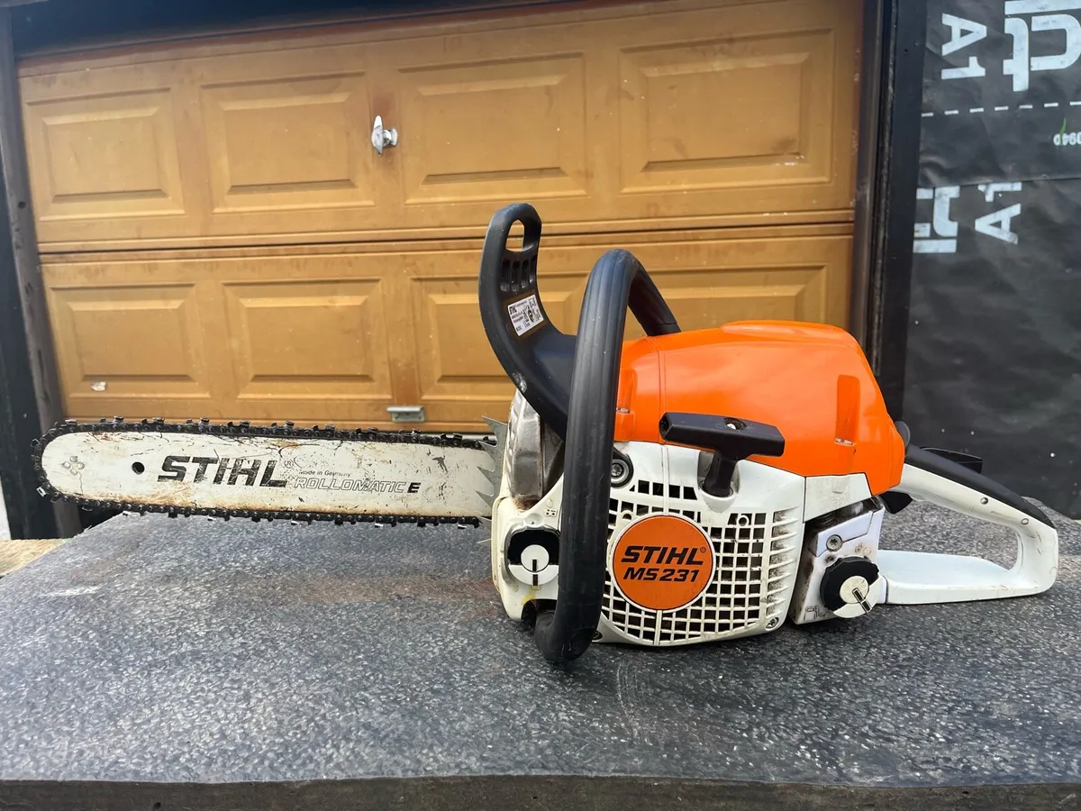 Stihl MS231 chainsaw - Image 1