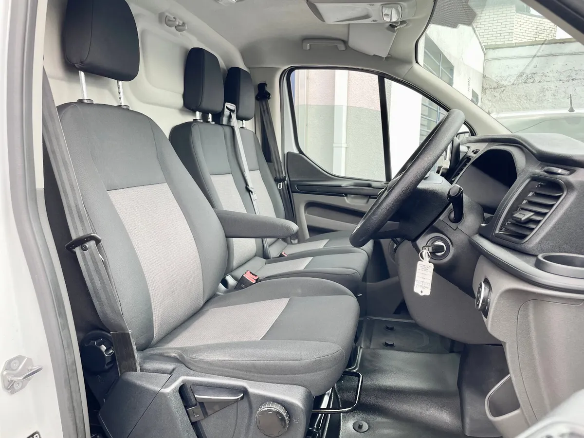 Ford Transit Custom 300L2 Leader 2.0TDCI LWB,2021 - Image 4