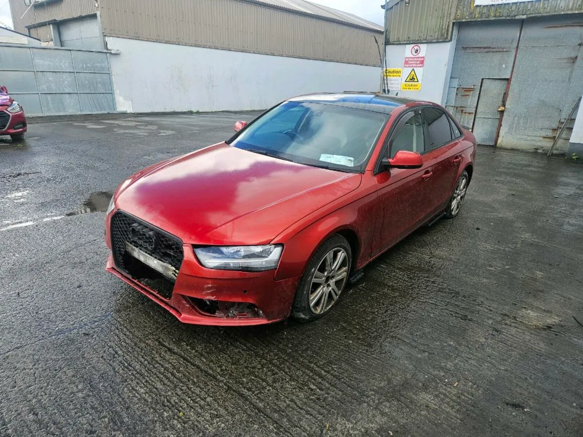 2015 Audi A4 light front damage - Image 2