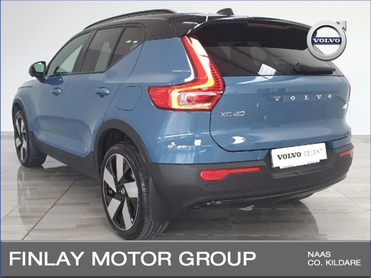 Volvo EX40 Single Motor Electric Ultra Demo - Image 3