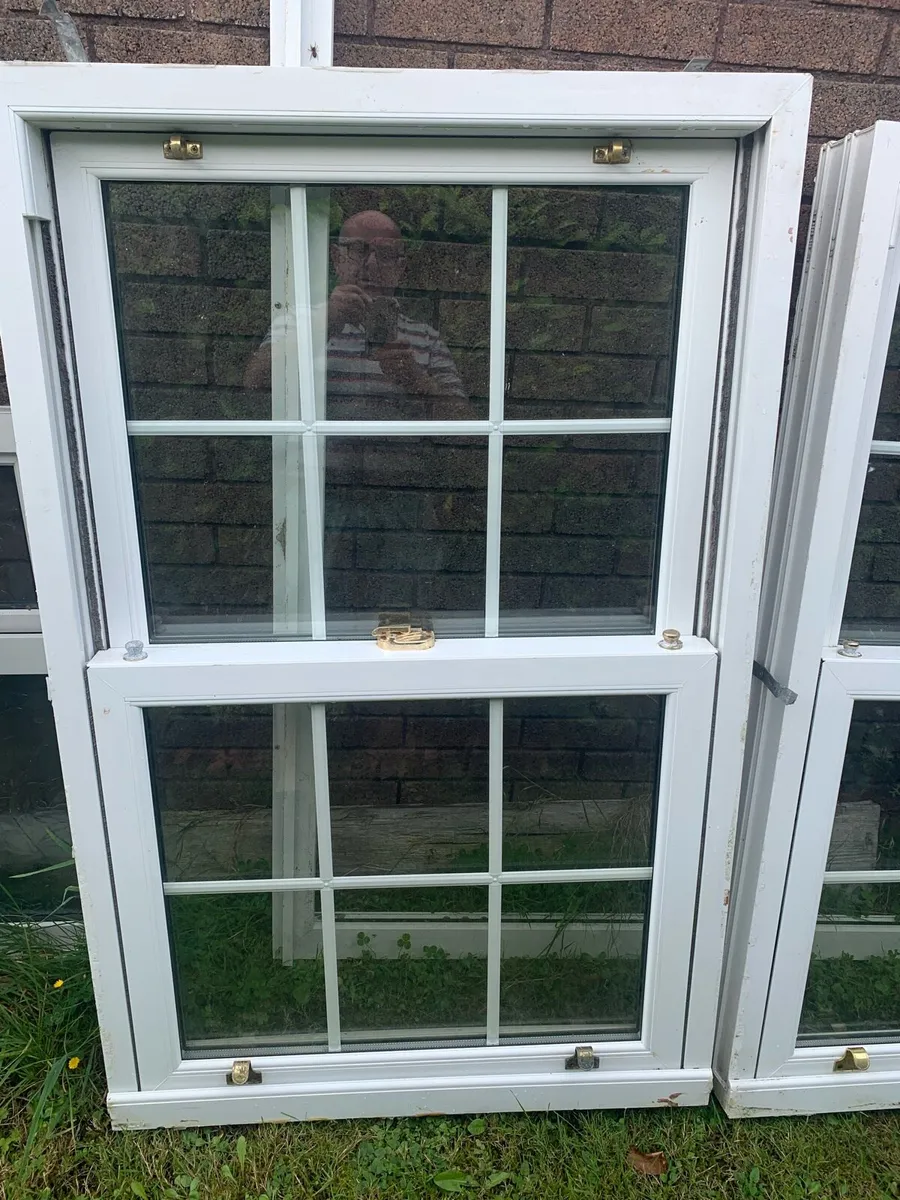 4 x upvc sliding sash windows - Image 2