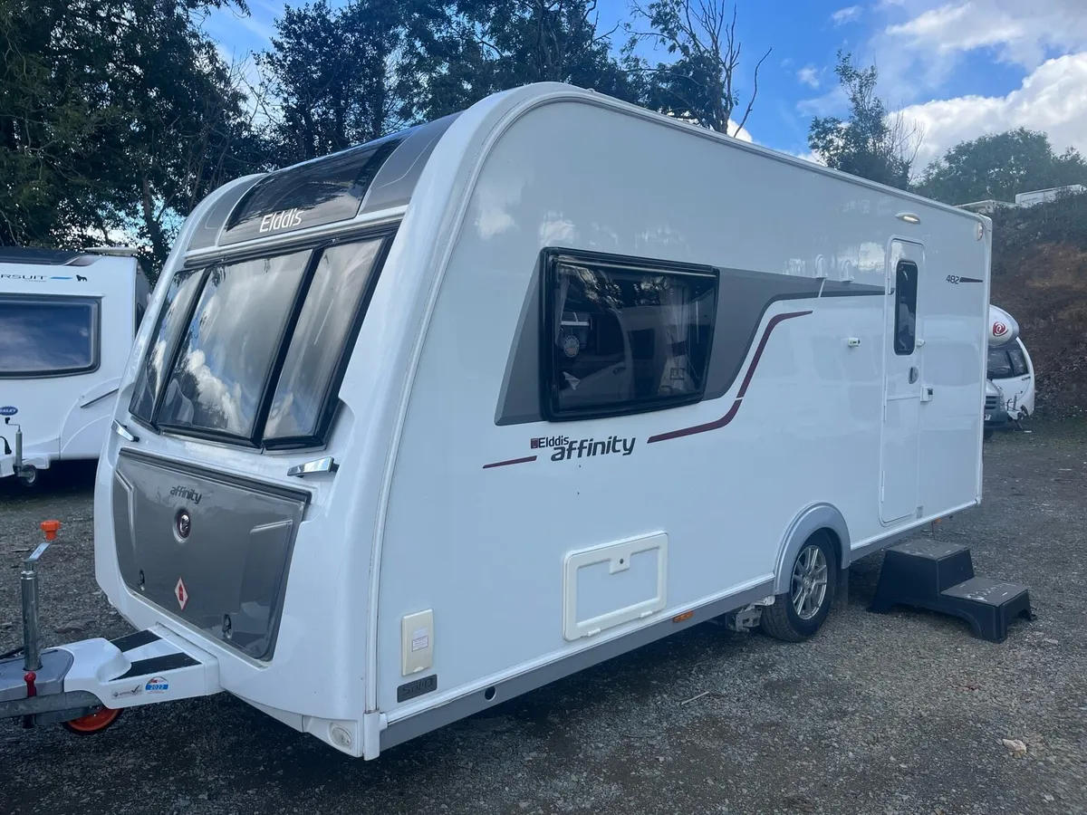 Elddis Affinity 482 dealer additions - Image 1