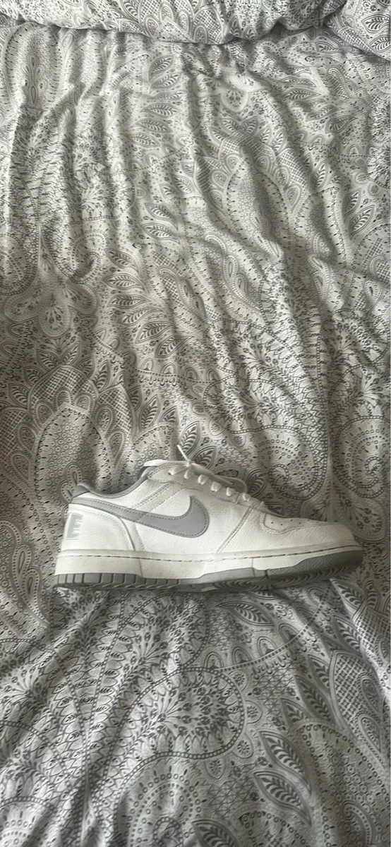 Nike shoes low dunk - Image 3