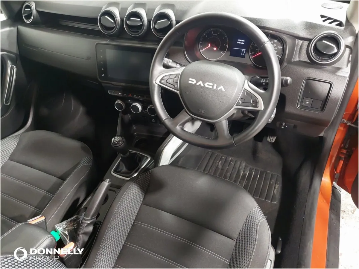 Dacia Duster Estate Journey - Image 4