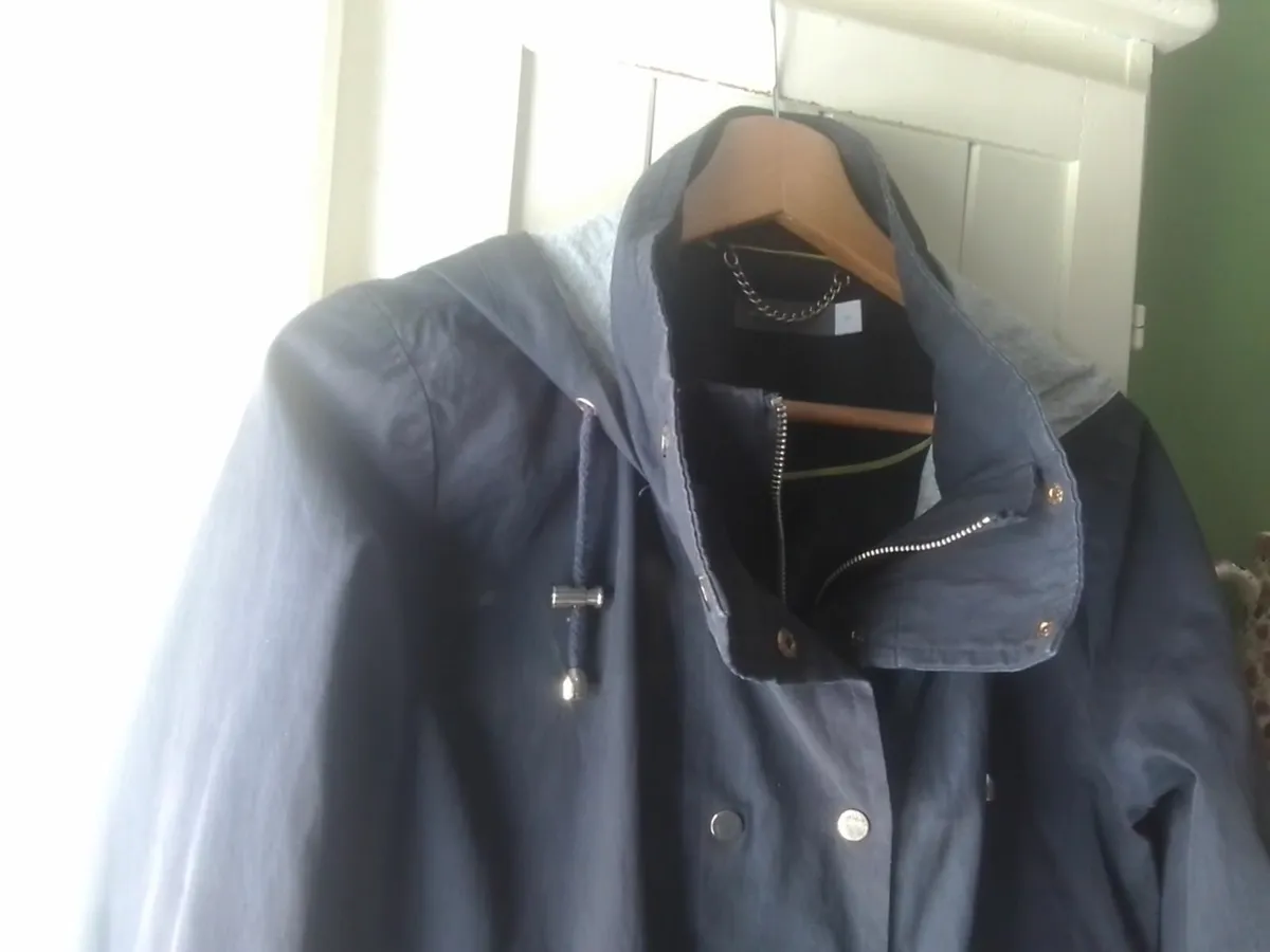 MINT VELVET NAVY ZIPPER RAIN JACKET SIZE 12 - Image 1