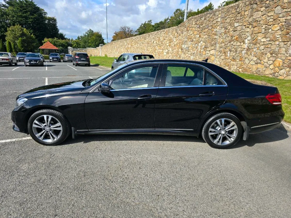 2016 MERCEDES BENZ E200D BLUETEC F.M.B.S.H - Image 4