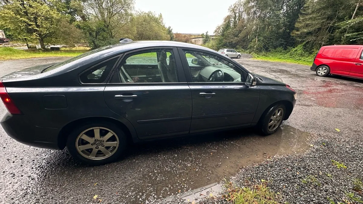 Volvo S40 2010 1.6 Diesel ,Nct 04/26 ,Tax 09/25 - Image 4