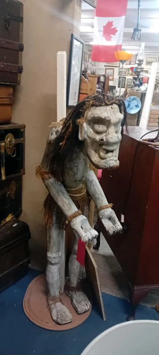 Quirky 4ft Wooden Tribal Figure - Image 1