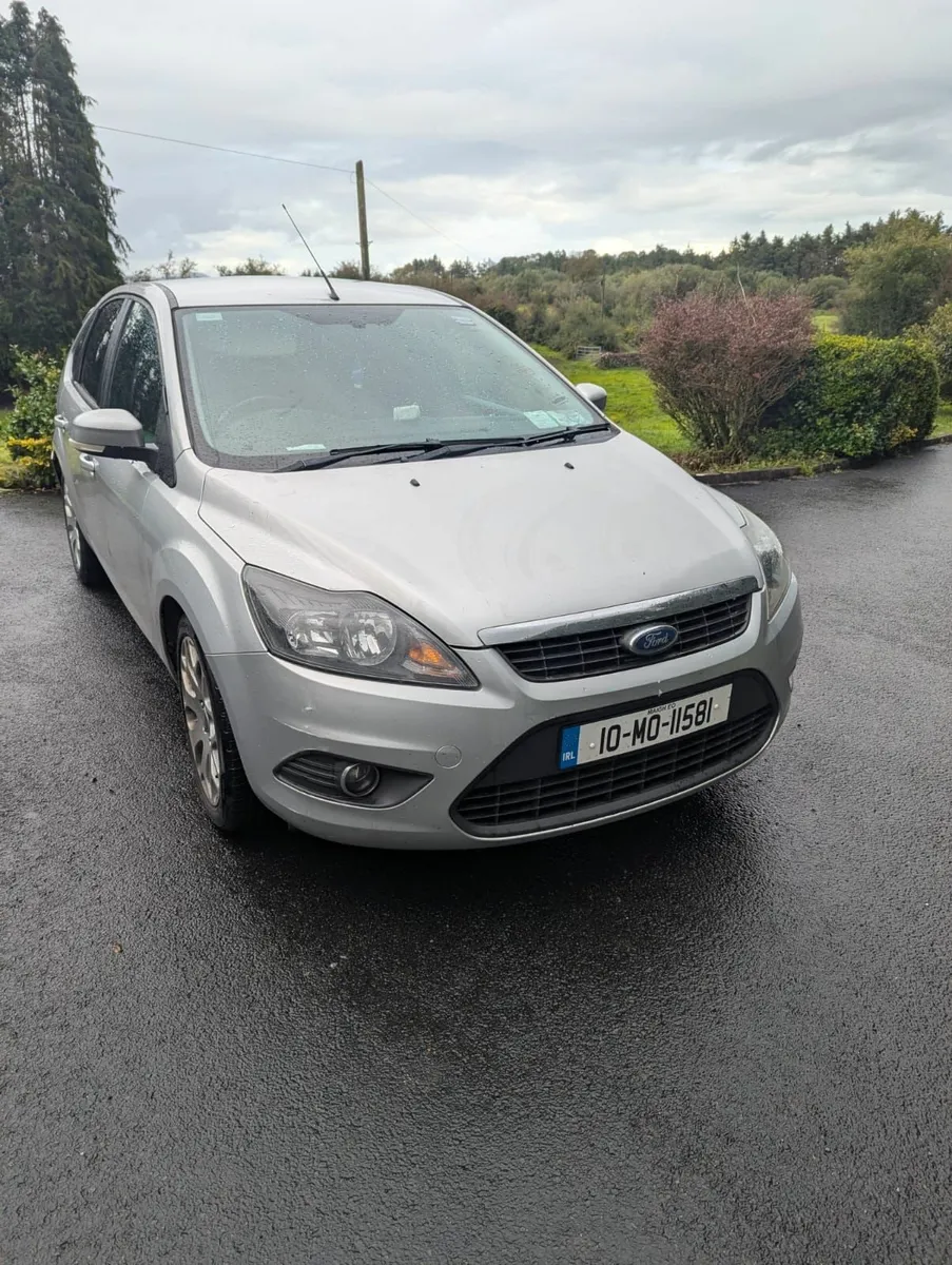 Ford Focus 2010 - Image 1