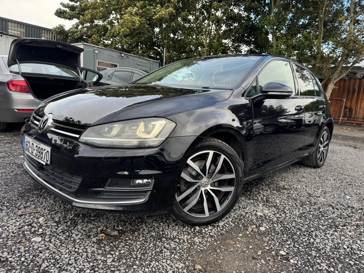 Volkswagen Golf Automatic Highline - Image 2