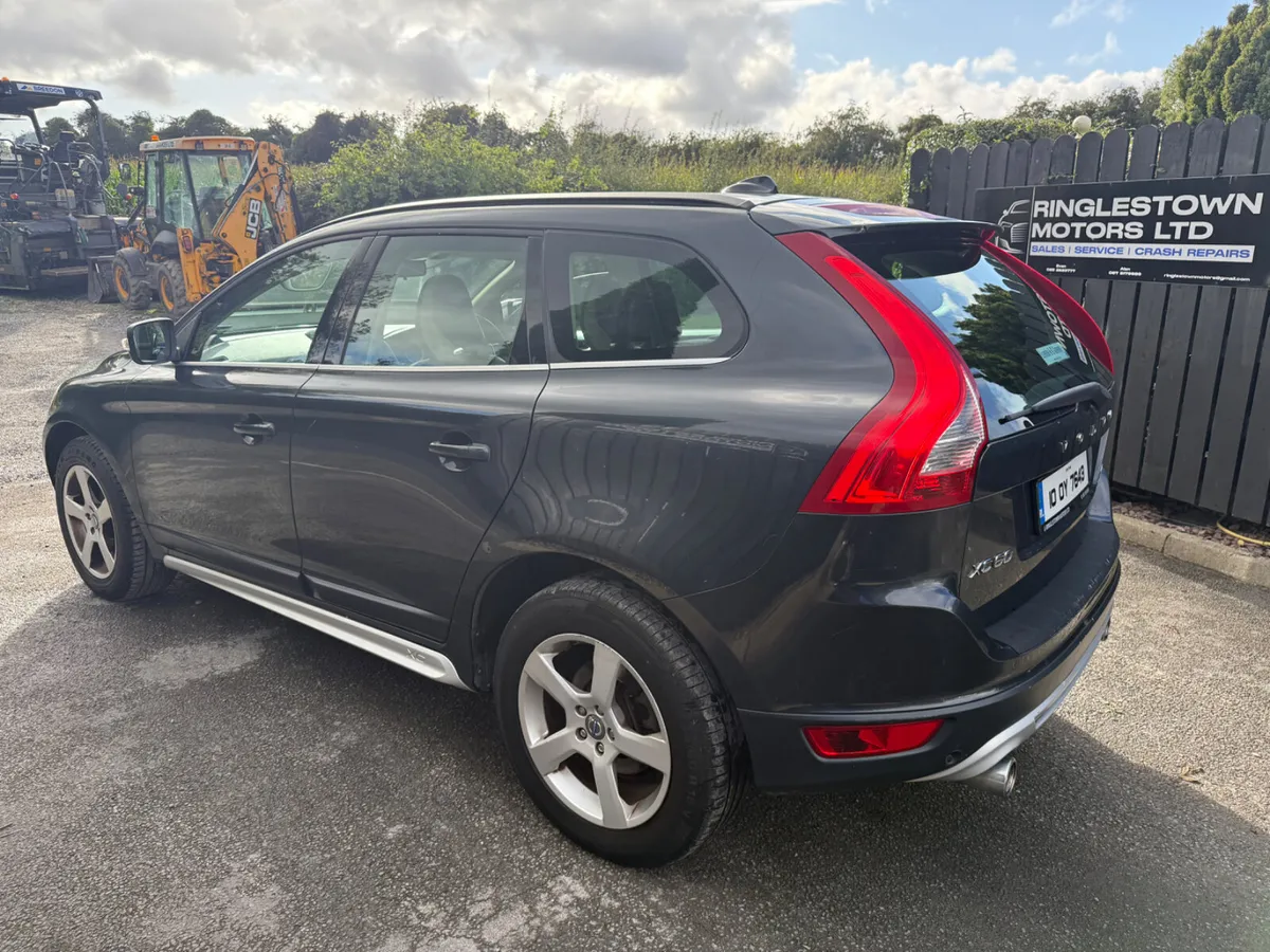 Volvo XC60 2010 - Image 4