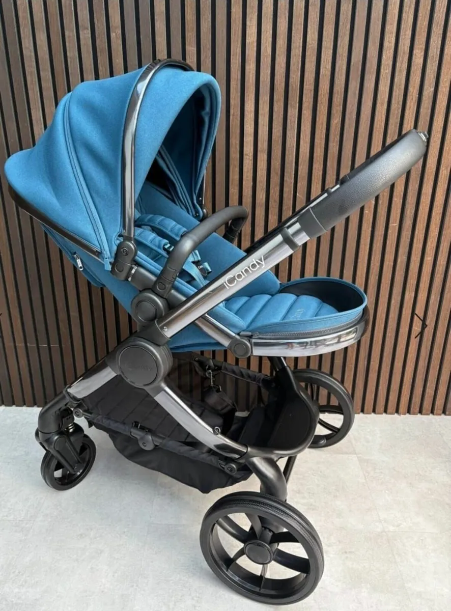Almost New Icandy Peach 7 witc car seat - Image 3