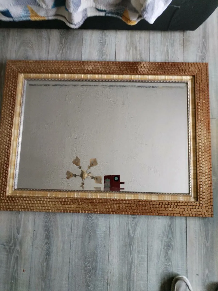 Mirror - Image 1